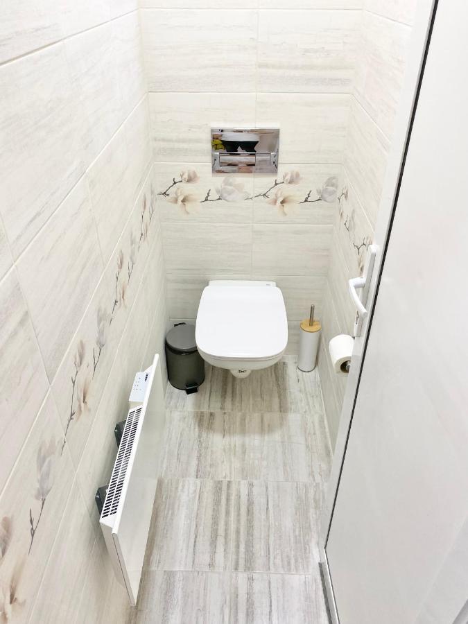 Top Centre Sofia Apartment For 6 Guests エクステリア 写真