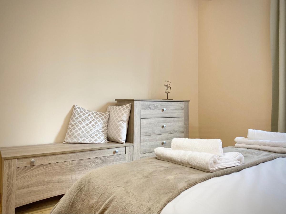 Top Centre Sofia Apartment For 6 Guests エクステリア 写真