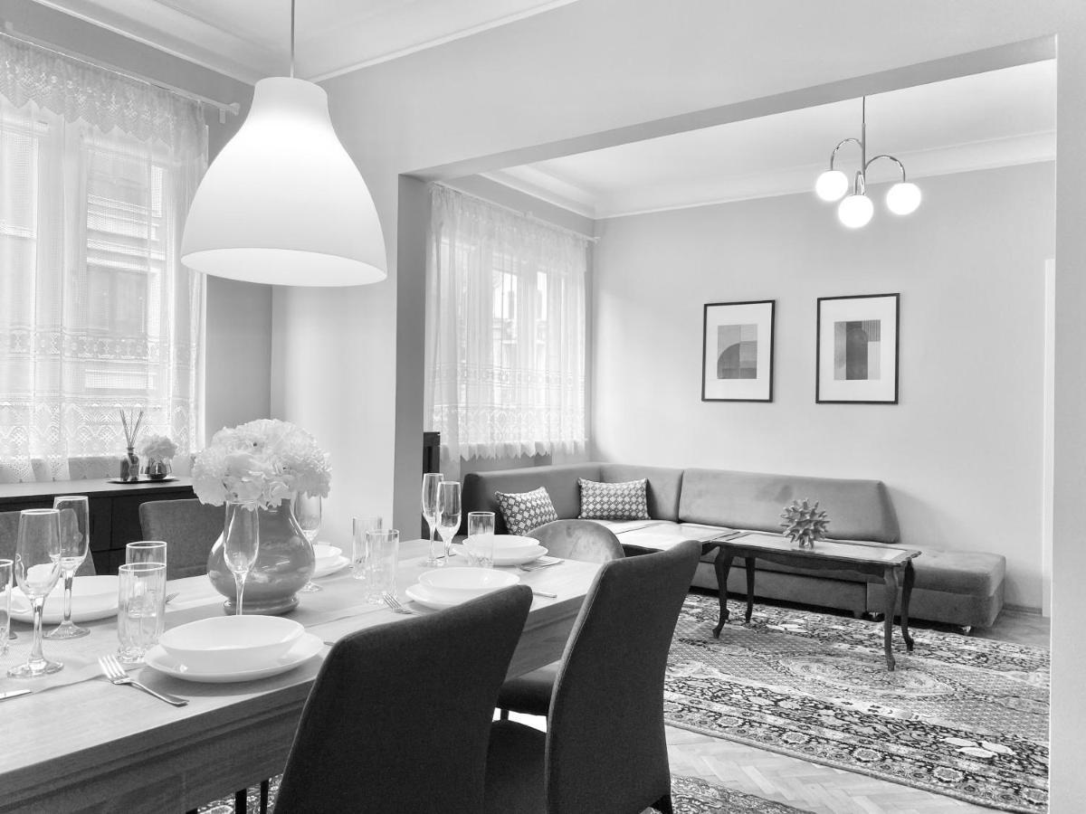 Top Centre Sofia Apartment For 6 Guests エクステリア 写真