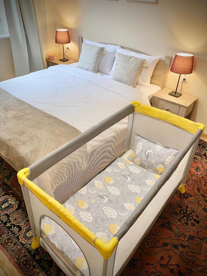 Top Centre Sofia Apartment For 6 Guests エクステリア 写真